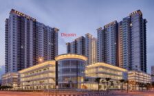 Huge Condo, Near Shops, Airport And F...