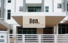 Rare 3-Storey Renovated Terrace in BEVERLY HILLS