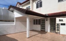 Very Spacious Landed Home ? Double Storey Semi-Detach...