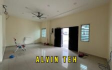Taman Perkasa Jaya 3 Storey Semi Detached With Courty...