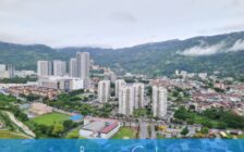 Shineville Park Condo Near All Seasons Place, Sunshin...