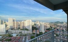 Fairview Residence with 2 Carparks and Unblock City View