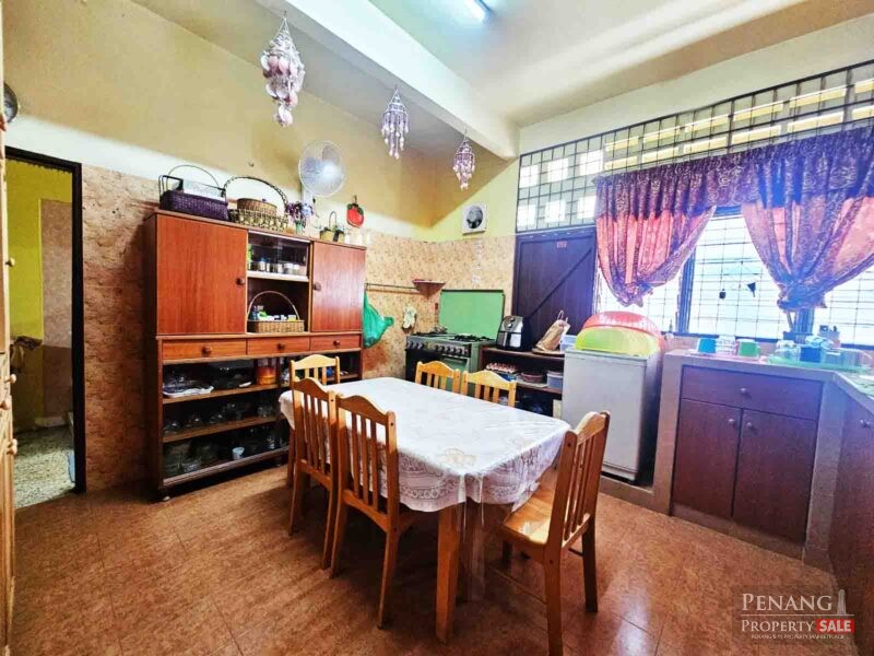 Pantai Jerjak , Jalan Pantai Jerjak 11900 Bayan Lepas...