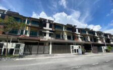 Southbay Residence Triple Storey Terrace, Batu Maung