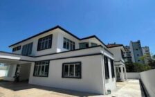 For Sale 2 Storey Bungalow house Jelutong 11600 Pulau...
