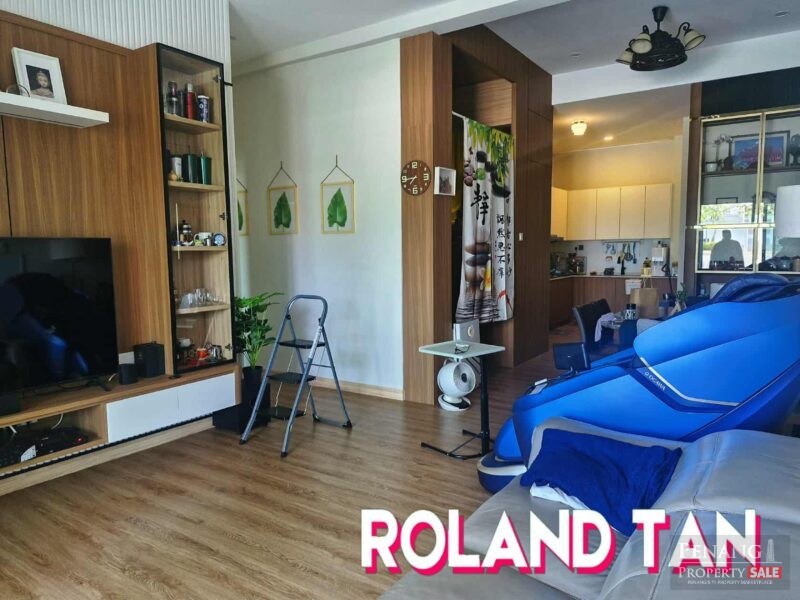 FOR SALE  Duplex Garden Unit @ Golden Triangle Condo ...