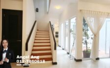 Ariza 2.5 Storey Courtyard Terrace