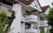 Condominium For Sale At Mutiara Court, Island Glades,...