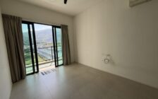 Renovated Mira Residence with 3 Carparks, Value Buy O...