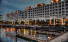 Straits Quay (The Suites at Waterside), Tanjung Tokon...