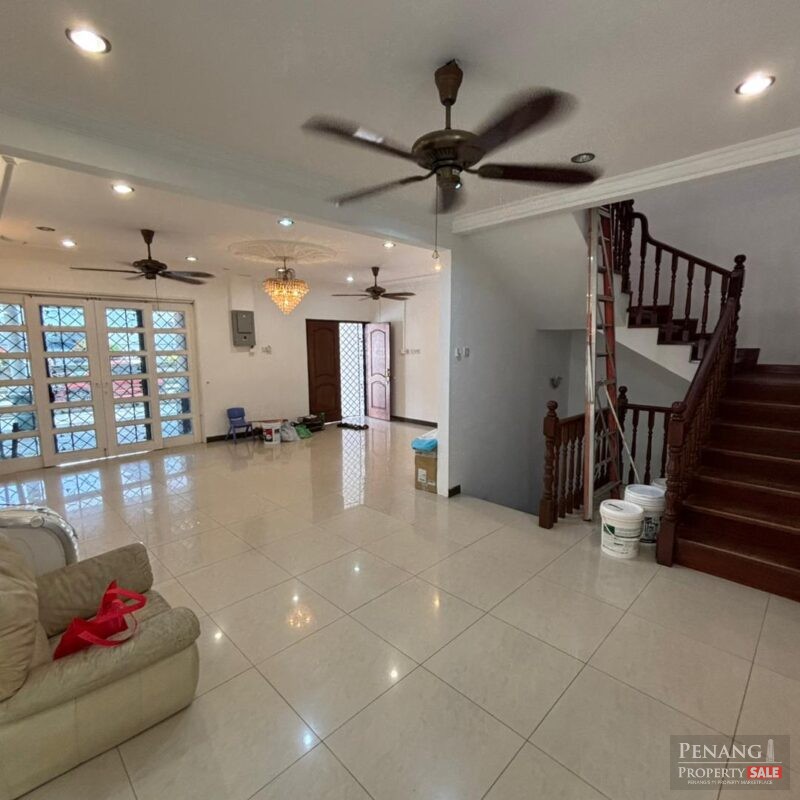 Best Buy Semi Detached Located in Batu Uban, Taman Ce...