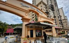 Taman Desa Relau 2 Block O lower floor FOR SALE