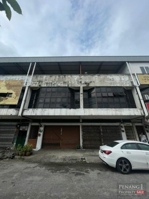 (DOUBLE STOREY ADJOINING SHOPLO) Jalan Kub...