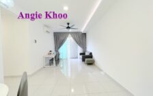 Fully Furnished Reno 2 car Park 970sqft Fairview Resi...