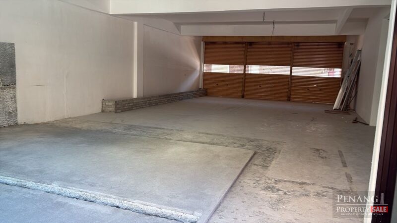 3 Storey Shop Lot (Corner Unit) @Raja Uda Pusat Perni...