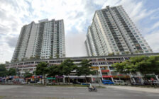 The Golden Triangle Condominium, Sungai Ara, Bayan Le...
