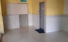 The CEO 1.5 Sty Shop Renovated Facing Kayu...