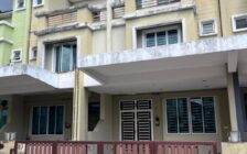 For Sale 3 Storey Terrace House De Garden Taman Buduk...