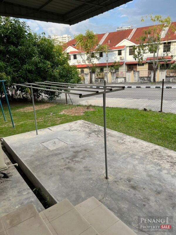 Taman Tunas Muda Townhouse , Persiaran Bayan Sungai Ara