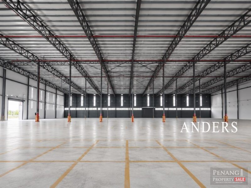 1.5 Storey Detached Factory For Rent @ Per...