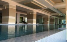 Shineville Park with extra 300sf foyer for sale