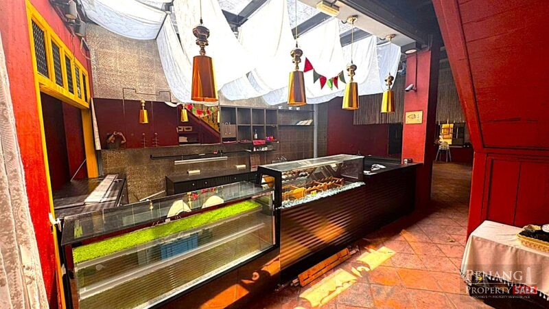 HERITAGE COMMERCIAL CORNER SHOPHOUSE FOR R...