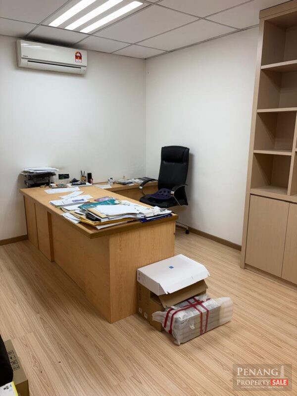 For sale  2 storey Terrace House  (Facing main road)
