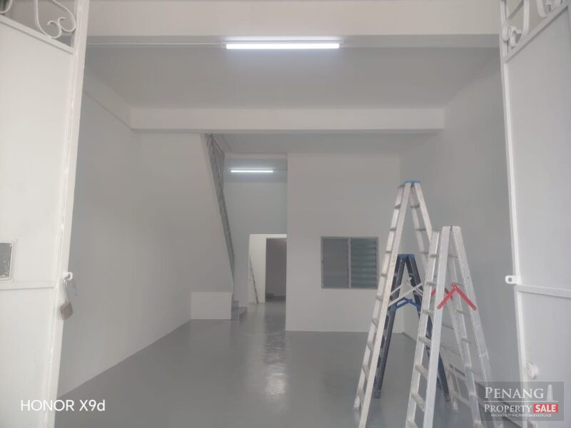 Lebuh Victoria 2 Sty Shop Georgetown Touri...