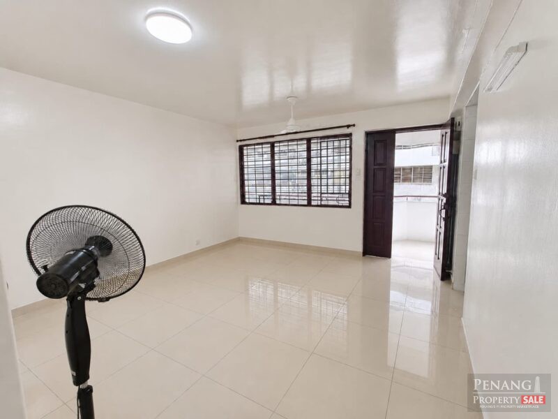 Desa Green Jelutong Unfurnished 3 Bedrooms...